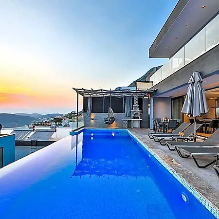 فندق Kalkan Honeymoon 4*